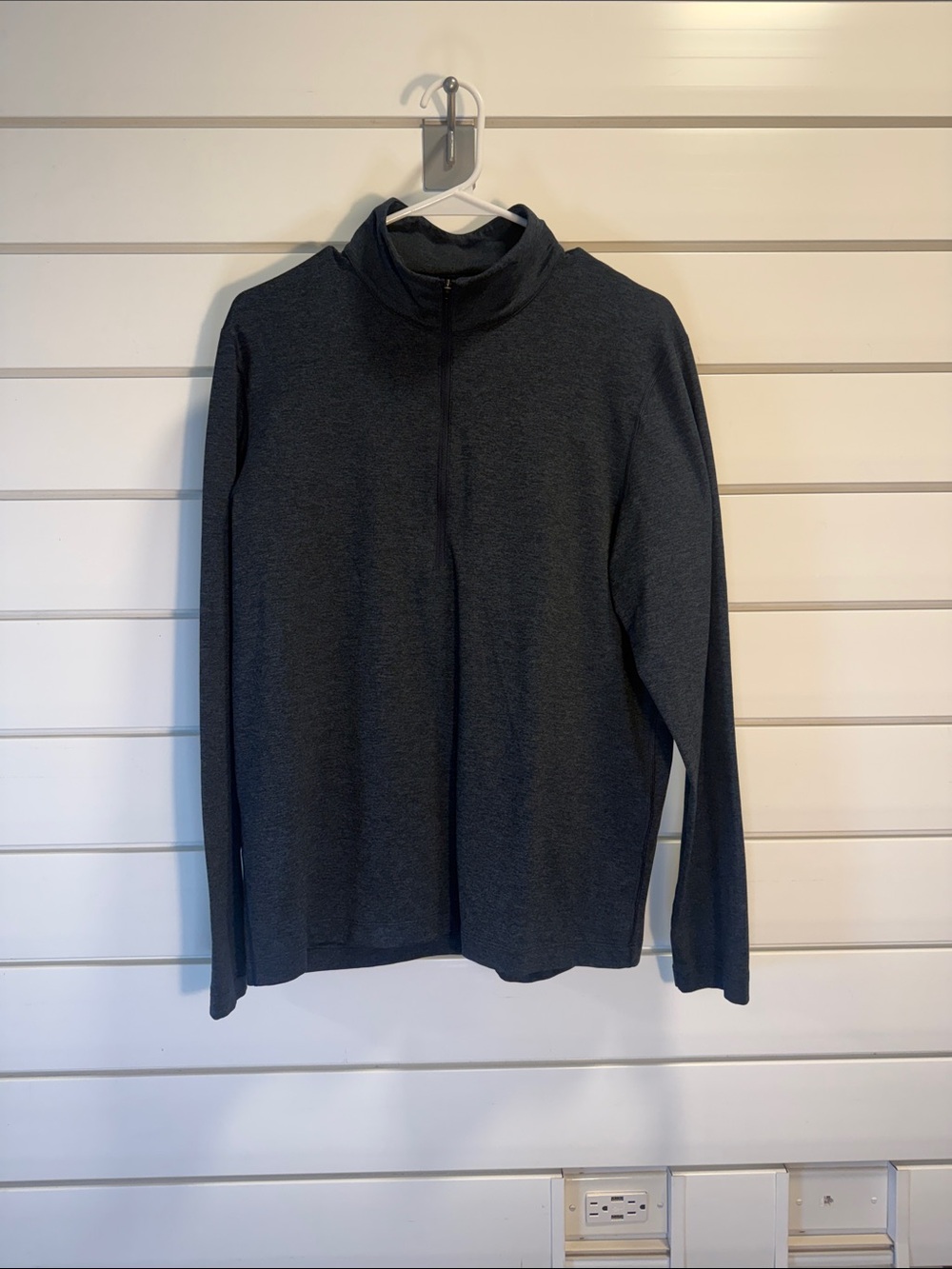 lululemon athletica Men's Blue Half-Zip Pullover